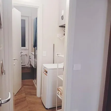 Manzoni House Next Station דירה