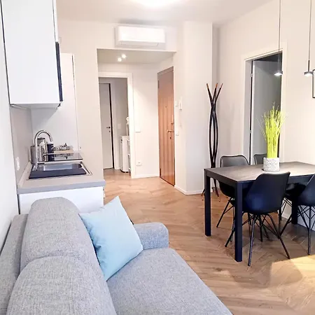 Manzoni House Next And Station Apartamento