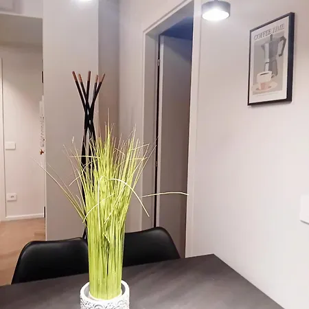 Manzoni House Next Station * Como